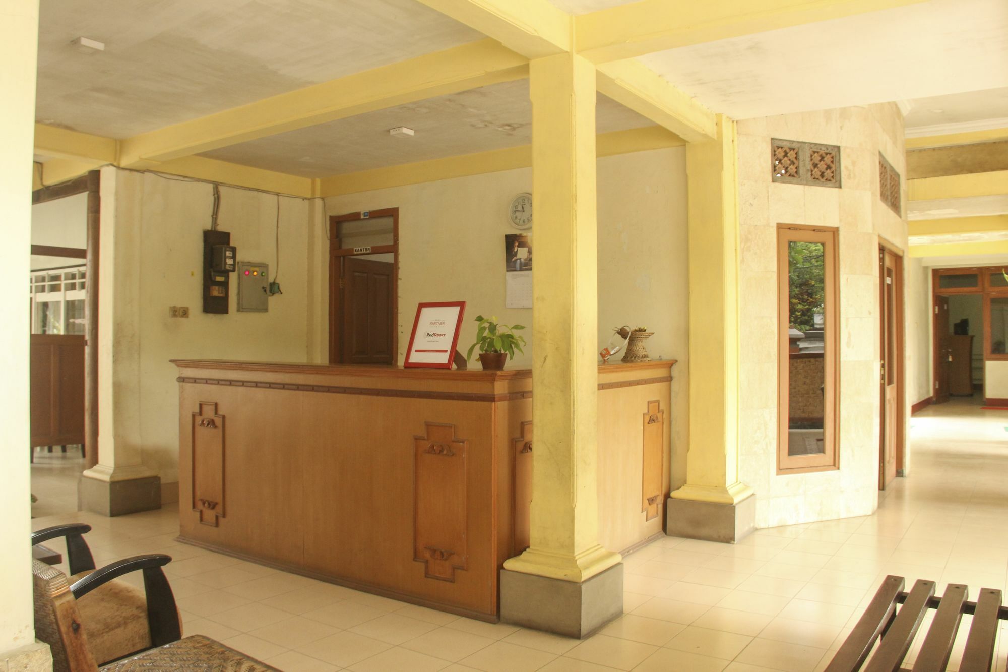 Reddoorz Plus @ Pejanggik ماتارام المظهر الخارجي الصورة